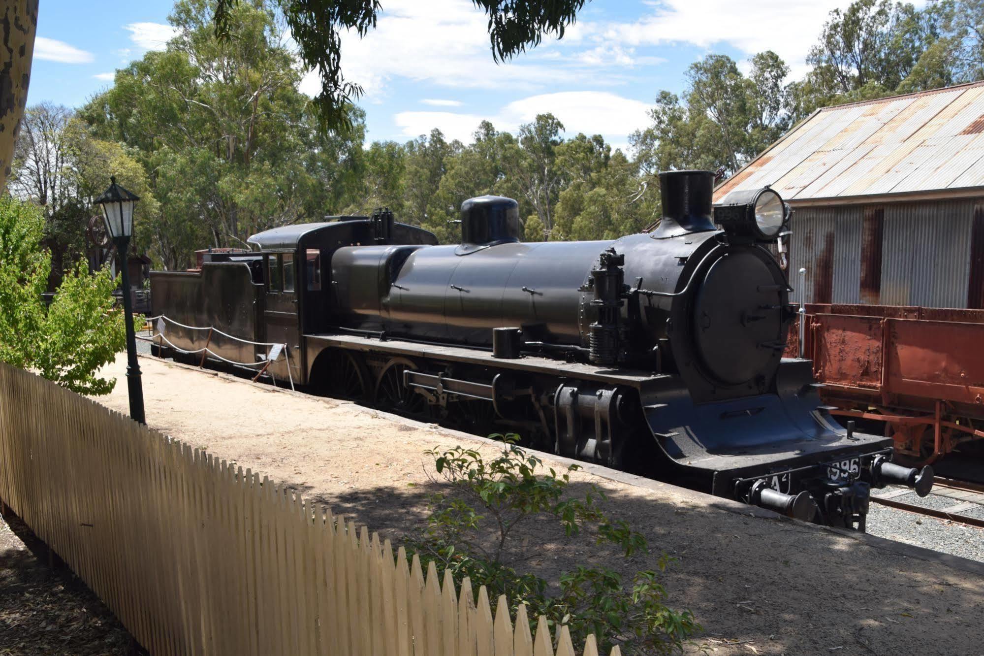 Big River Motel Echuca Esterno foto