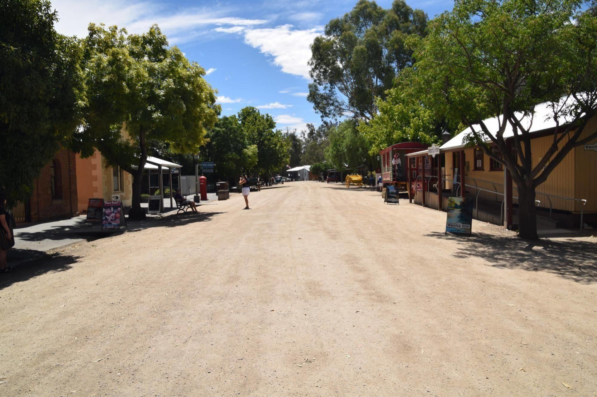 Big River Motel Echuca Esterno foto